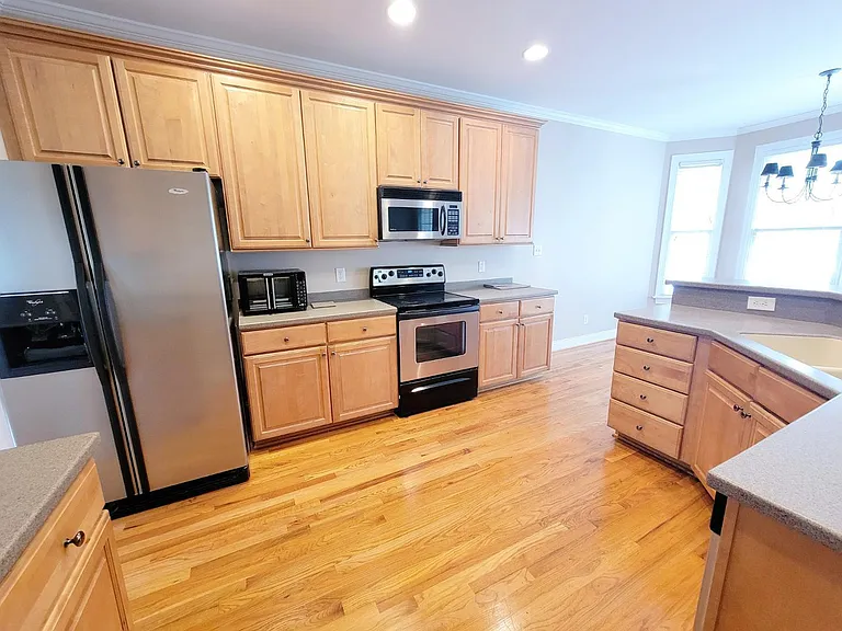 1217 Crozier Ct — Photo 23