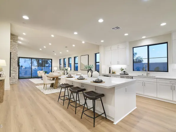 16 W Pine St, Altadena, CA 91001