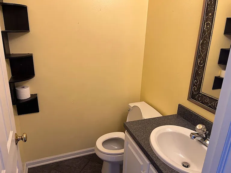 57 Spring Hill Ln — Photo 12