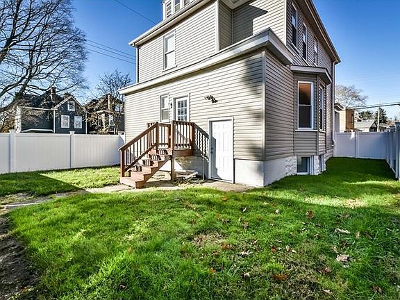 5th image of 142 N Fremont Ave
