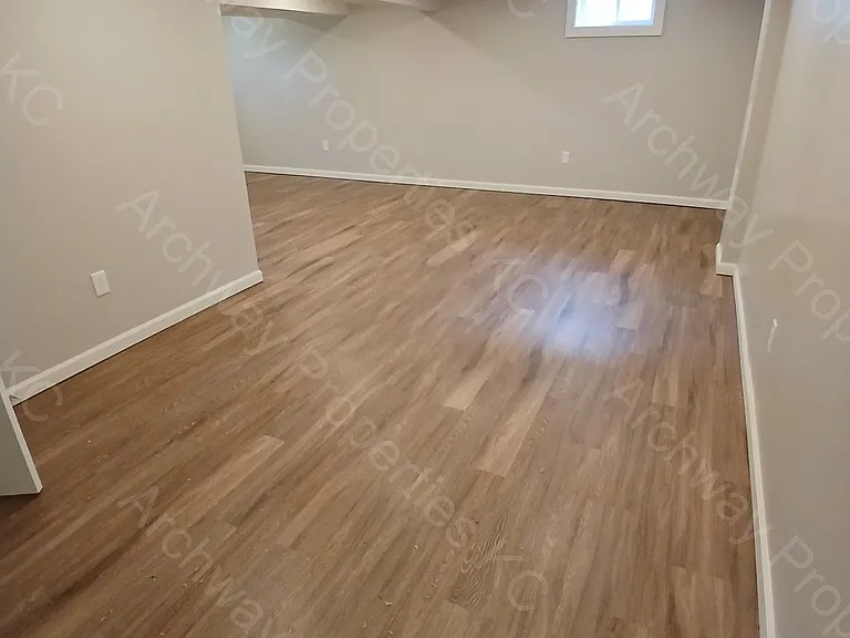 5103 Long Dr — Photo 7