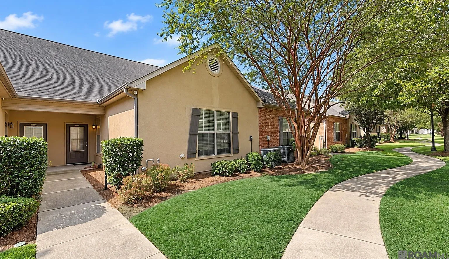 3 bed, 1500 sqft, $1,600 — Photo 1