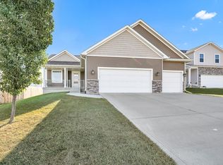 2317 E 50th St, Des Moines, IA 50317