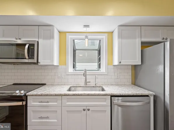 2830 Elliott Ave, Willow Grove, PA 19090