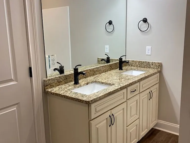 2950 Smallhouse Rd — Photo 11