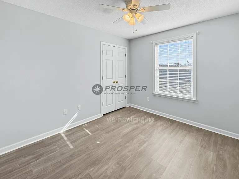 107 Pelham Square Way — Photo 15