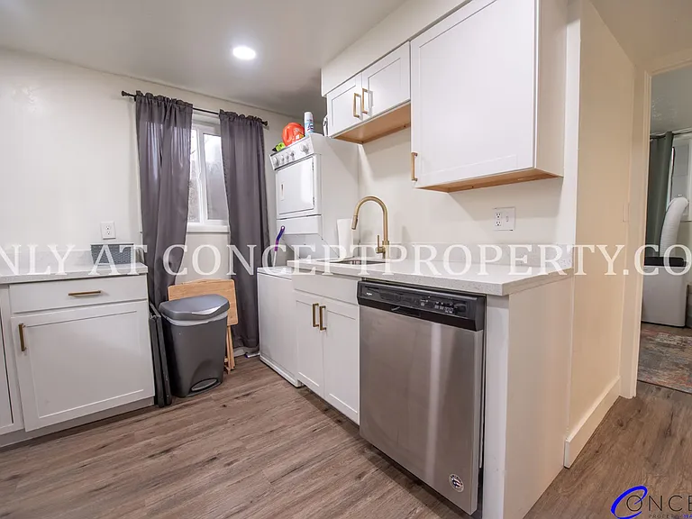 285 E Whitlock Ave — Photo 15