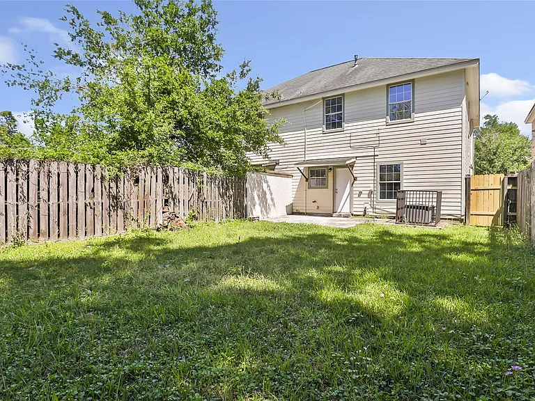 10445 Wicklowe St #1 — Photo 48