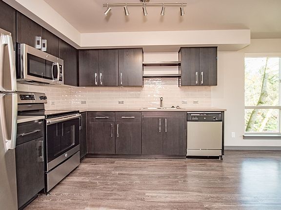 3rd image of 5885 S Macadam Ave Unit 1107