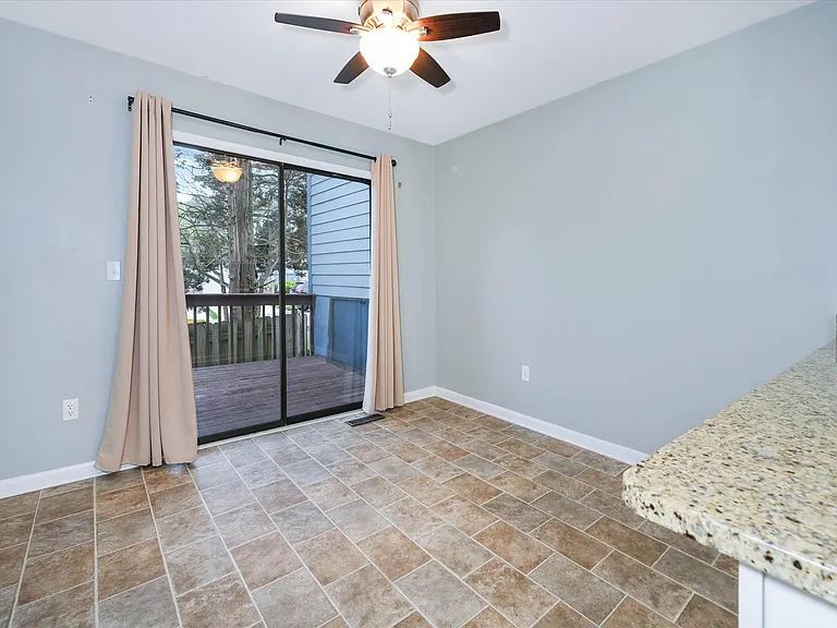 8 Foxtail Ct — Photo 11