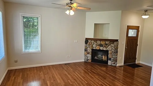 2120 Bender Park Blvd #B — Photo 8