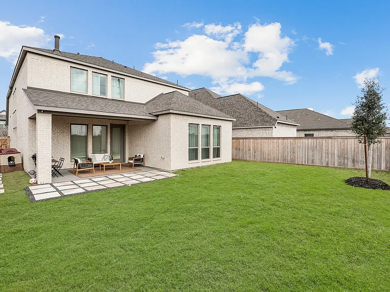 18419 Circle Bar Ranch Ct — Photo 35