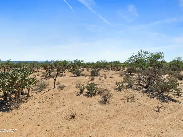 8740 S Sandario Rd, Tucson, AZ 85736