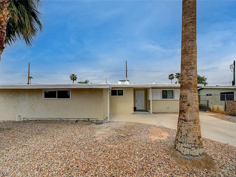 1st image of 2317 Howard Dr