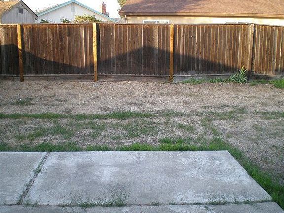 3rd image of 732 Laurel Dr