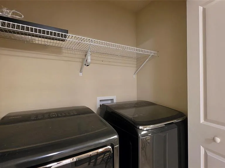 4639 SW 48th Dr #151 — Photo 7