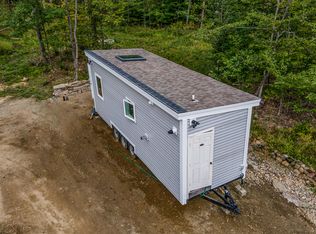 160 Weeks Mills Rd, Farmington, ME 04938