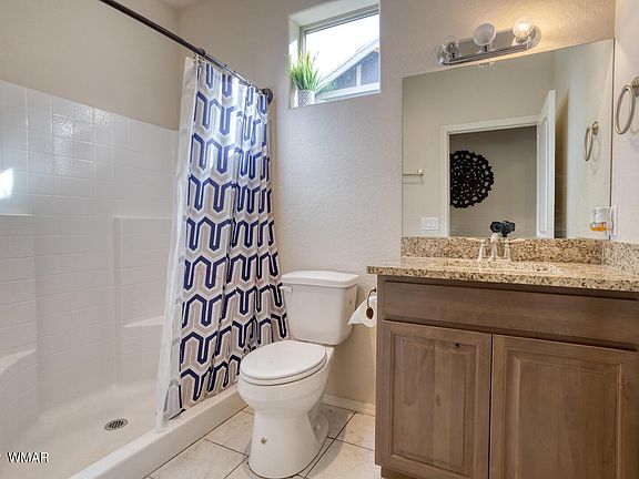 2nd image of 798 W Yeager Ln