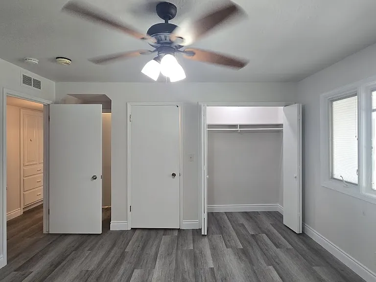 1176 W San Bruno Ave — Photo 44