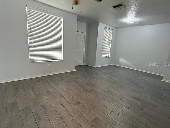5th image of 1567 Blue Magnolia Rd