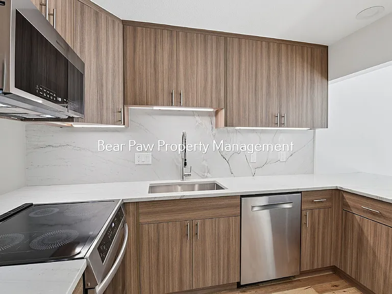 30553 Sun Creek Dr — Photo 13
