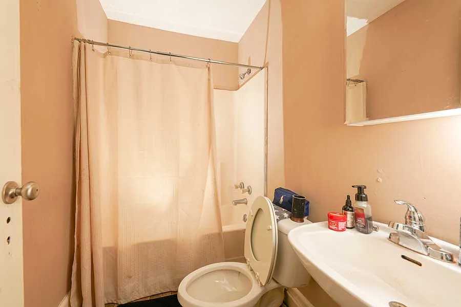 4 bed, 1792 sqft, $1,900 — Photo 4