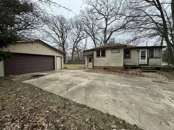 N1226 Birch DRIVE, Genoa City, WI 53128