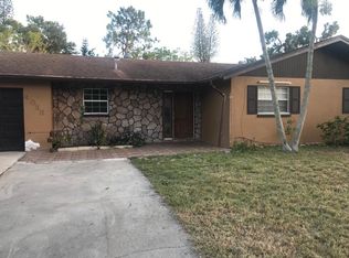 4658 Parrot Ave, Naples, FL 34104