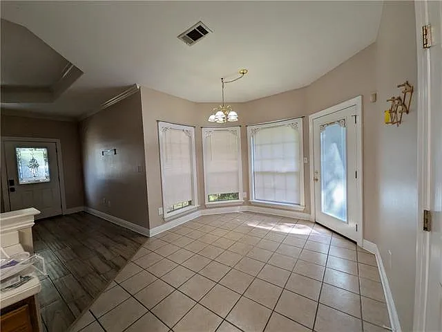 2 bed, 2.0 bath, 1100 sqft, $1,800 — Photo 3