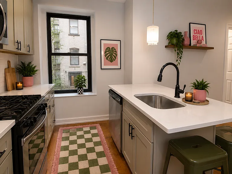 529 W 158th St #10A — Photo 2