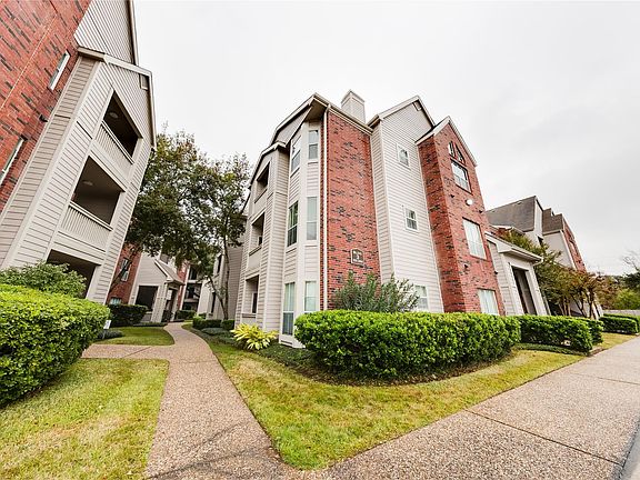 2nd image of 1330 Old Spanish Trl APT 3103