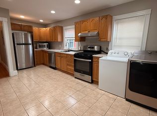 75 Munroe St FLOOR 2, Roxbury, MA 02119