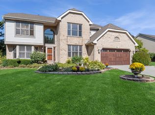 941 Rosewood Ave, Naperville, IL