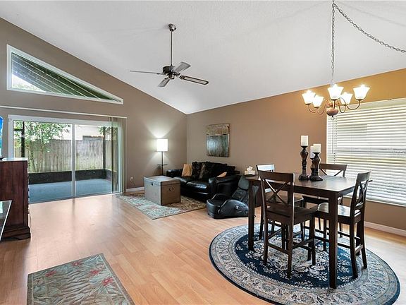 4th image of 845 E Charing Cross Cir