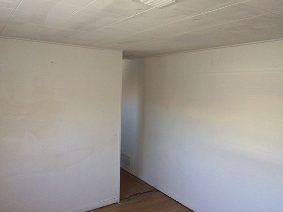 2nd image of 135 Anns Blvd