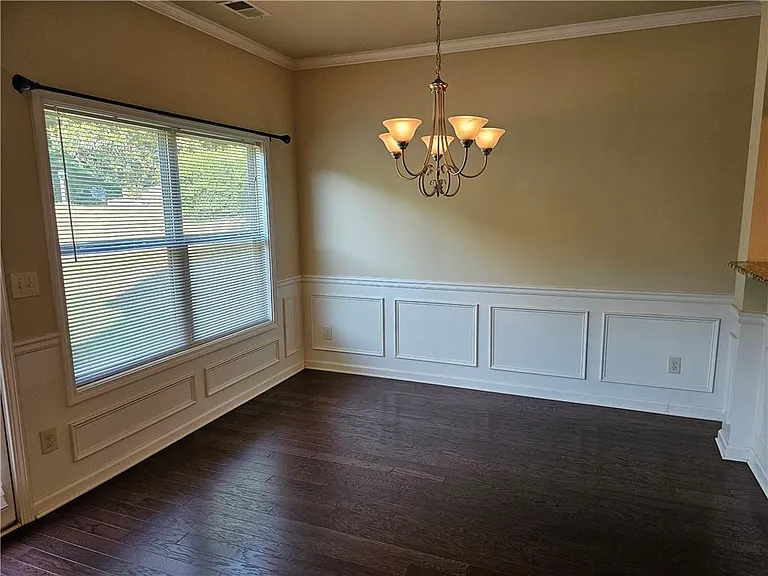 5043 Glencliff Dr — Photo 9