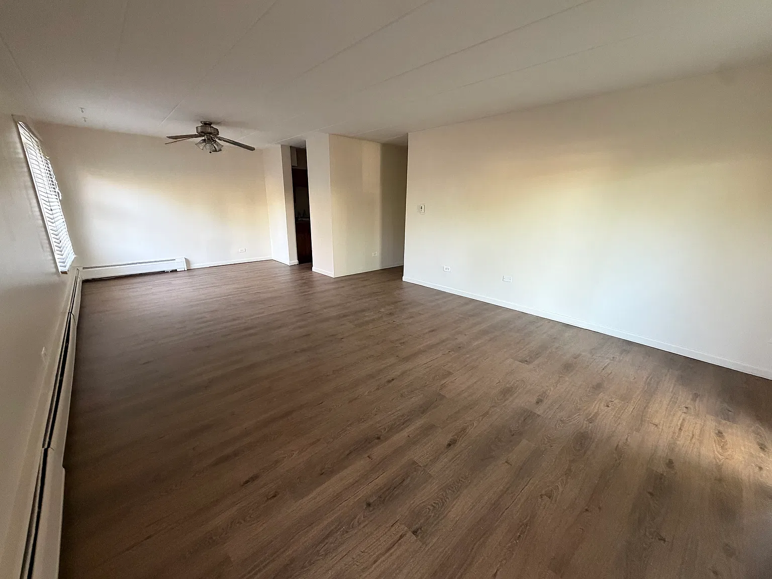 18 E Old Willow Rd — Photo 3