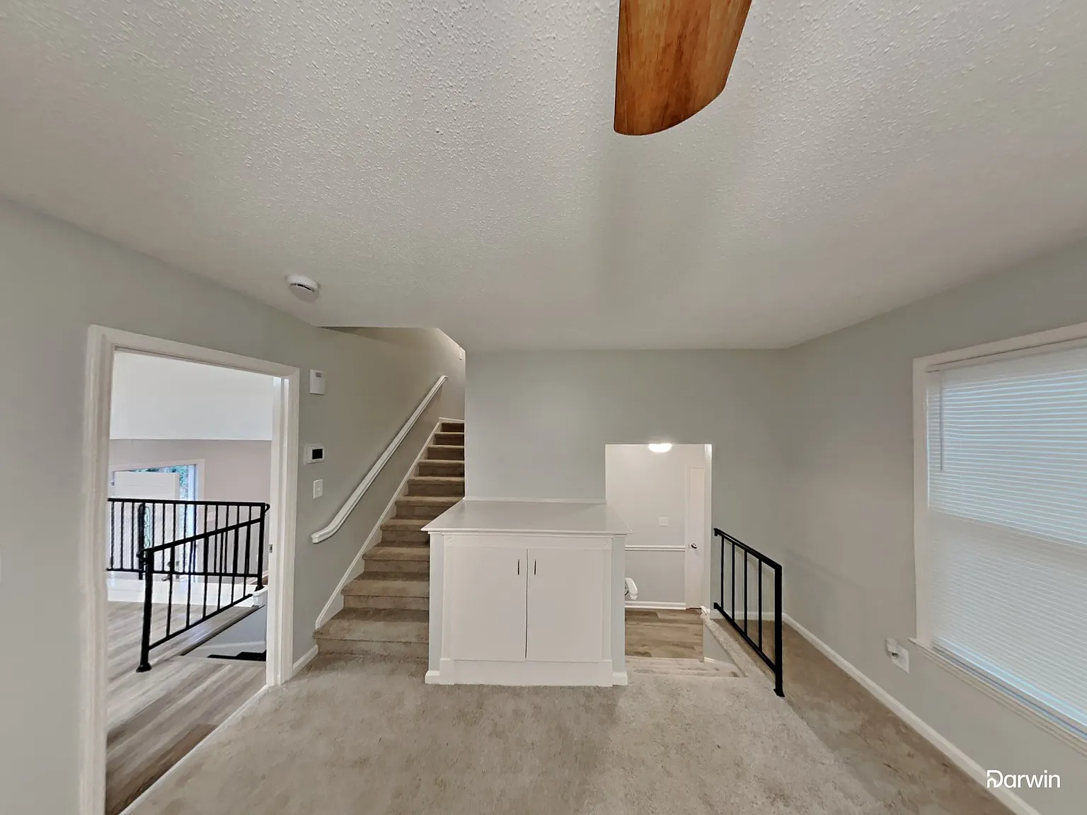 4 bed, 2.0 bath, 1612 sqft, $2,070 — Photo 4