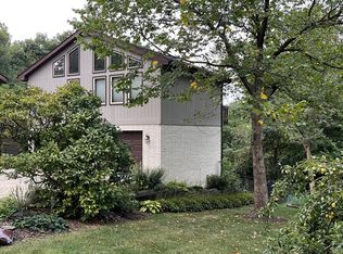 24 W Logan St, Lemont, IL 60439