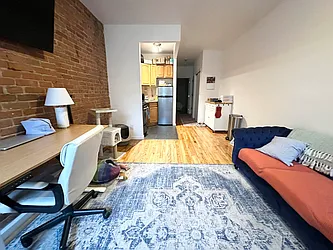 Rented by Brighton Management