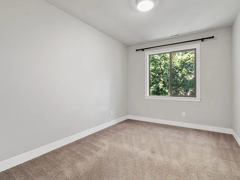 12048 SE May Creek Park Dr — Photo 21