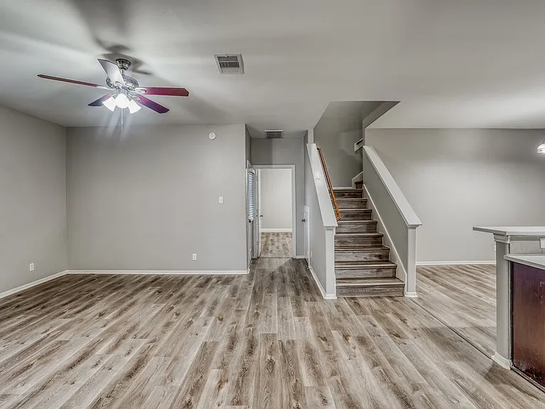 6006 Lovage Ave — Photo 4