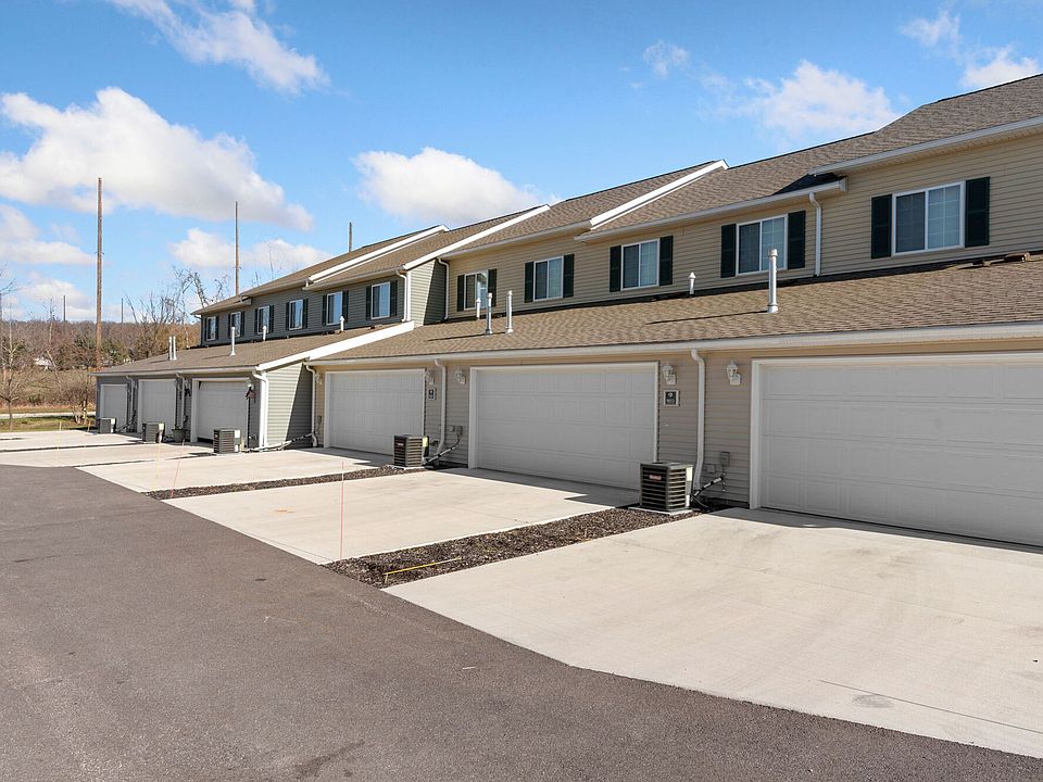 Alcott Woodcroft Glen 903713577 Woodcroft Trce North Royalton OH