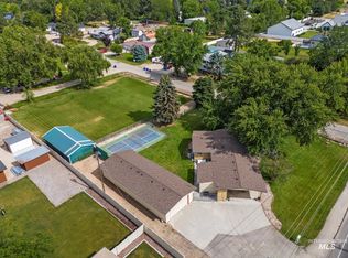 4320 N Locust Grove Rd, Meridian, ID 83646