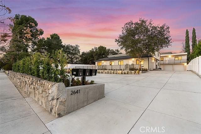 1st image of 2641 Hermosa Ave
