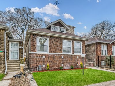 8217 S Woodlawn Ave, Chicago, IL, 60619