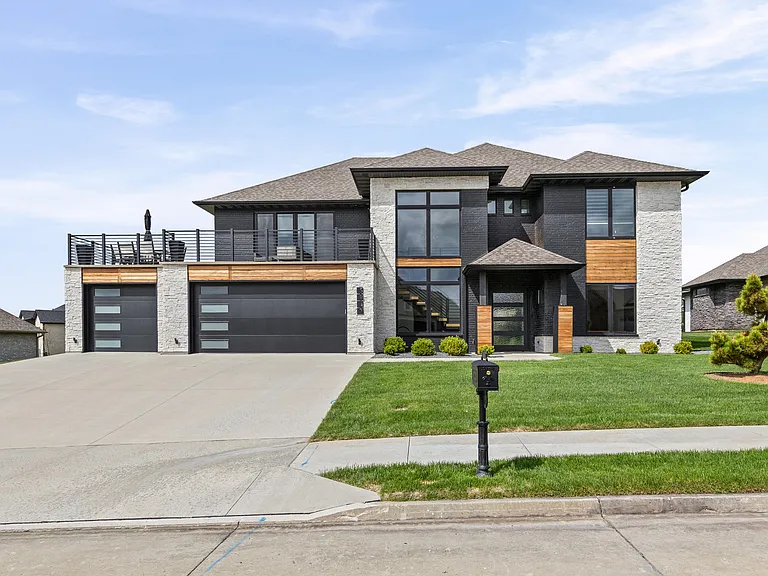 5947 Screaming Eagle Ln — Photo 72