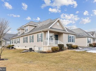 206 Harmony Ct, Bensalem, PA 19020