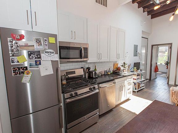 3rd image of 212 Freeman St APT 3R
