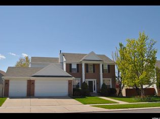 454 E Crape Myrtle Cir, Draper, UT 84020